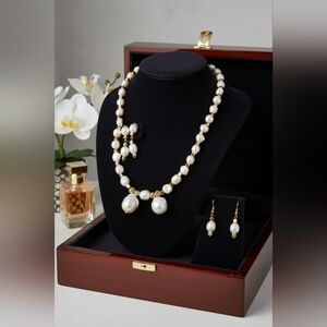 Elegant Freshwater Pearls Goldtone Accent Choker Necklace Set